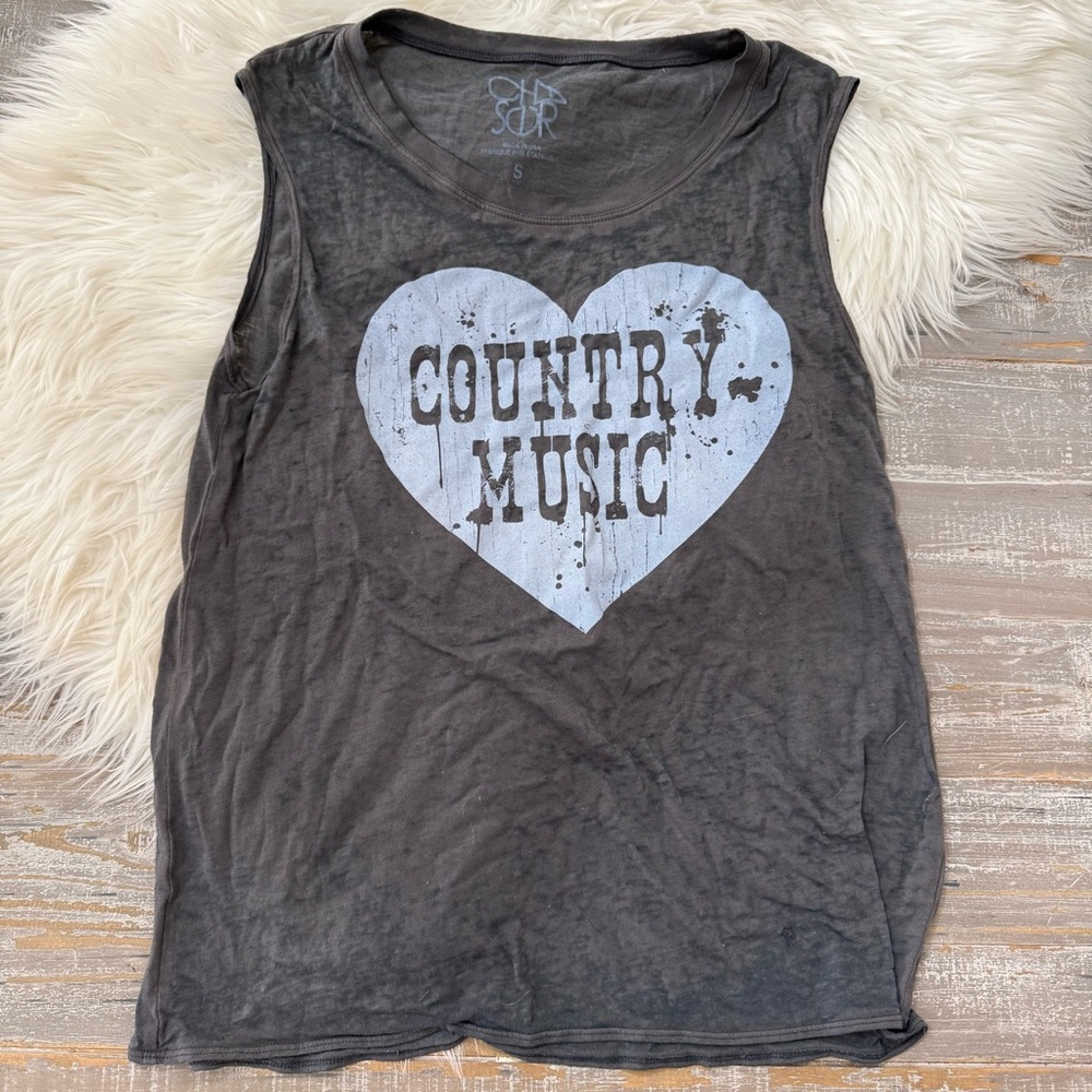 Chaser Country Music Graphic Tank Small Gray Distressed Heart Sleeveless Tee - Picture 3 of 4